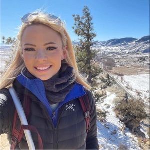 Meet your Posher, Christina